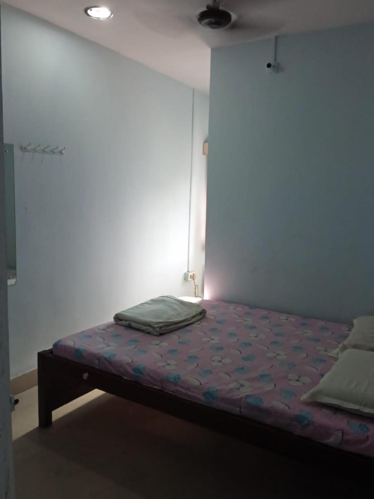 Centerpoint Guest house *